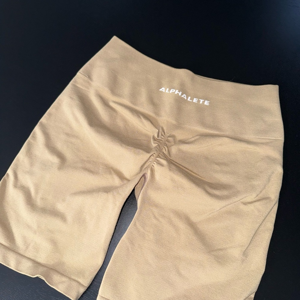 Alphalete Women's Chai Bike Shorts 6.5”